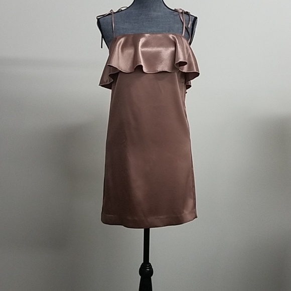 Silky ruffle detail mini dress - Picture 2 of 6